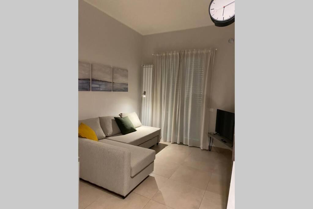 B&B Piano1 Interno5 - Accogliente E Moderno Bilocale Vicino Al Centro Салерно Экстерьер фото